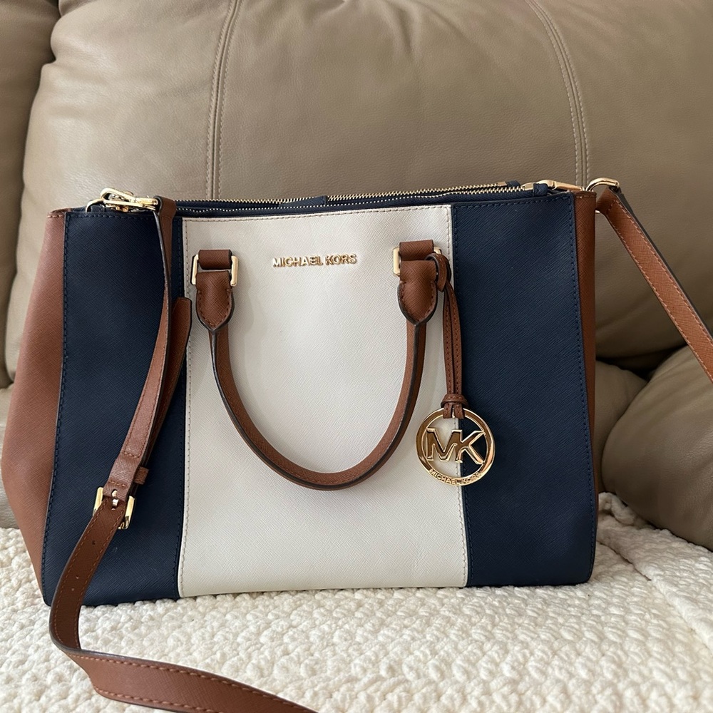 Michael Kors Satchel bag